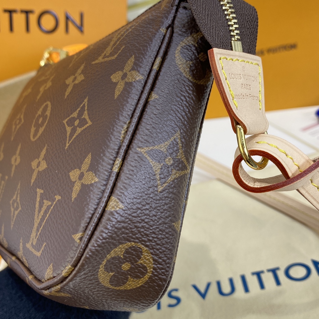 Louis Vuitton POCHETTE ACCESSOIRES Handbag Monogram M40712